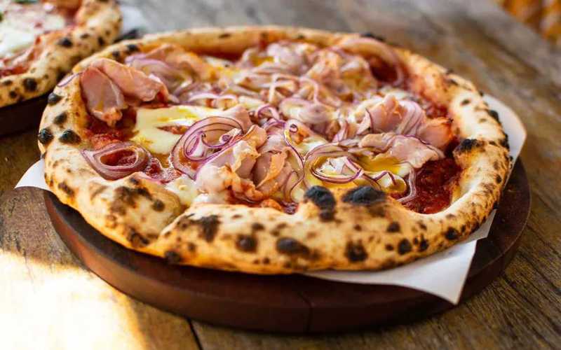 Inês Pizzaria
